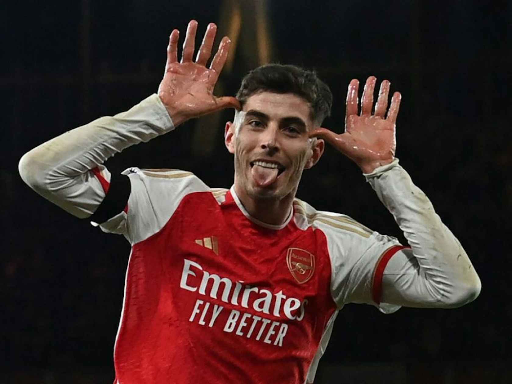 包含英超焦点战，比分3-2，绝杀球由前锋艾伦打入，控球率65%，射门次数21次的词条