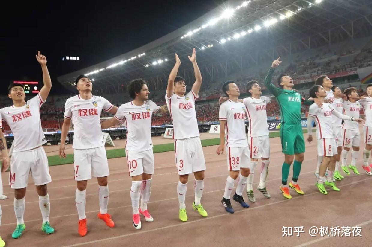 高额转会费背后:投资带来的回报?的简单介绍 高额转会费背后:投资带来的回报?的简单介绍