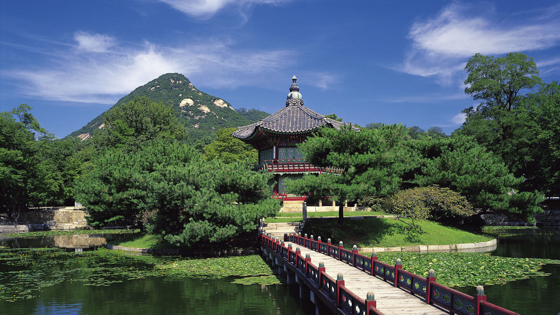 Kaiyun(中国)开云-_极地冰原跑：感受极寒中的坚韧与速度_，极地冰原路线图高清