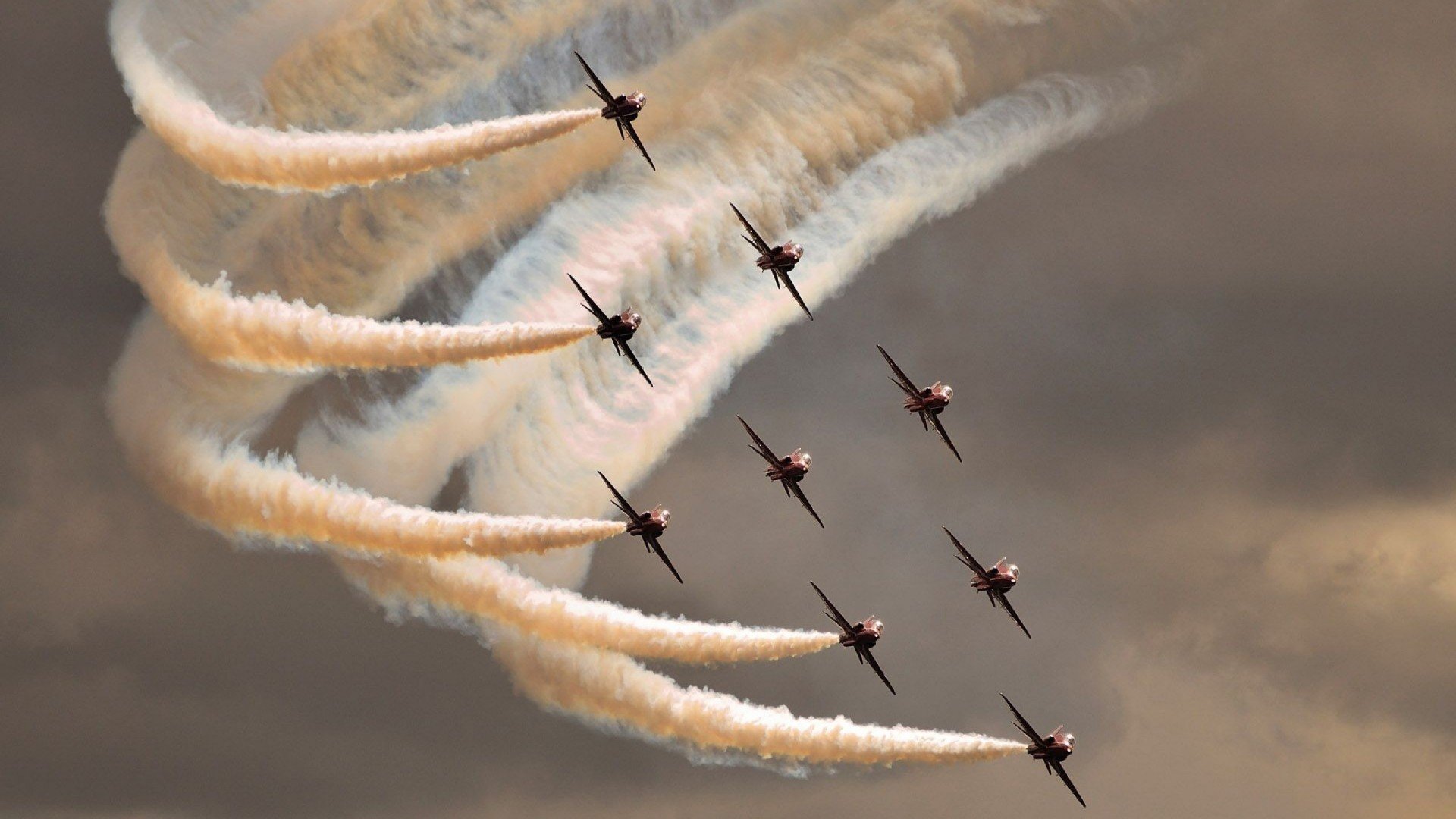 开云在线直播-德甲极速攻防：快节奏比赛令人欲罢不能，德甲直播极速体育