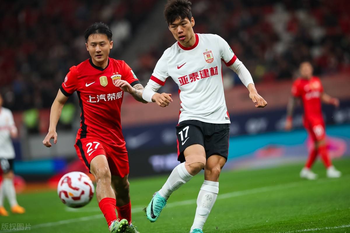 开云体育:中国足球留洋球员:在欧洲联赛获得出场机会,展现中国球员风采的简单介绍 开云体育:中国足球留洋球员:在欧洲联赛获得出场机会,展现中国球员风采的简单介绍