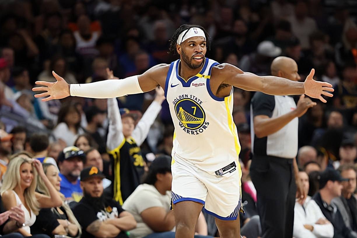 关于开云体育：勇士队训练营：沙里奇展现防守意识，争夺轮换位置的信息